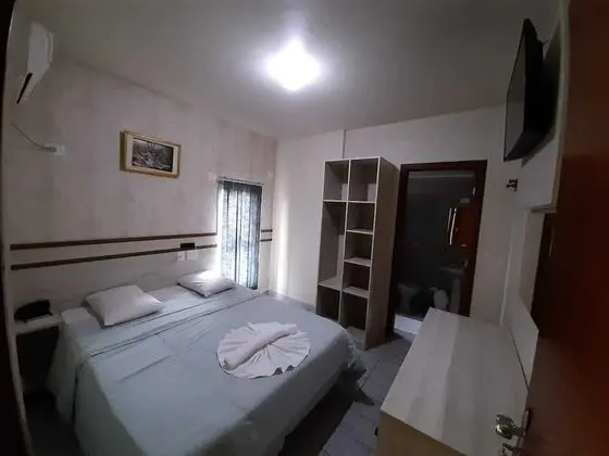 Tek Büyük Yataklı Oda