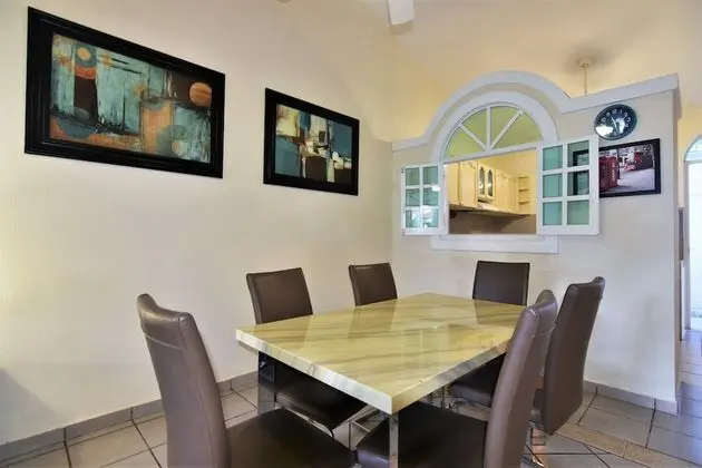 Comfort Villa, 2 Yatak Odası, Havuz Manzaralı