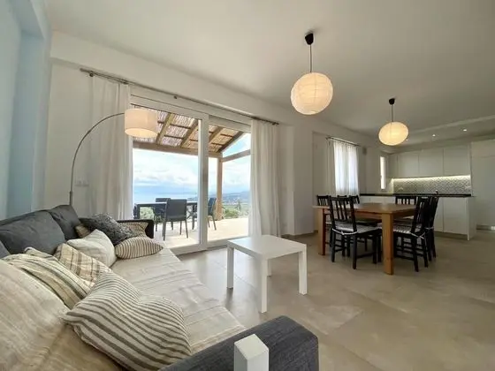 Villa, Sigara İçilebilir