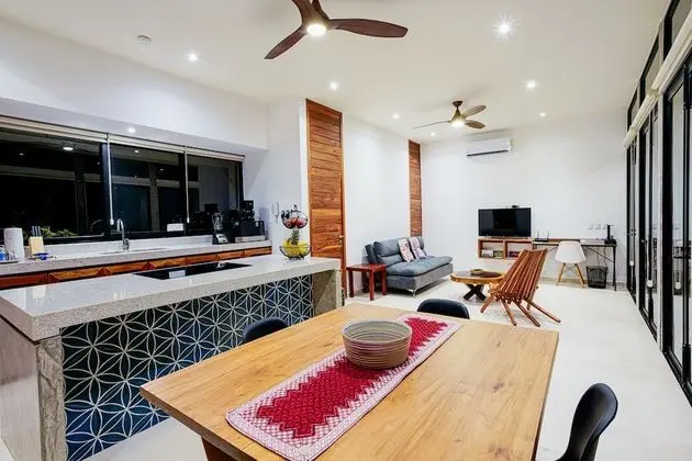 Panoramic Apart Daire, 1 En Büyük (King) Boy Yatak ve Çekyat, Teras, Denize Sıfır