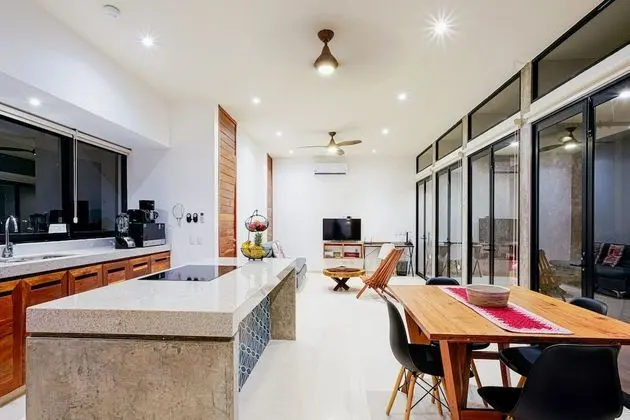 Panoramic Apart Daire, 1 En Büyük (King) Boy Yatak ve Çekyat, Teras, Denize Sıfır