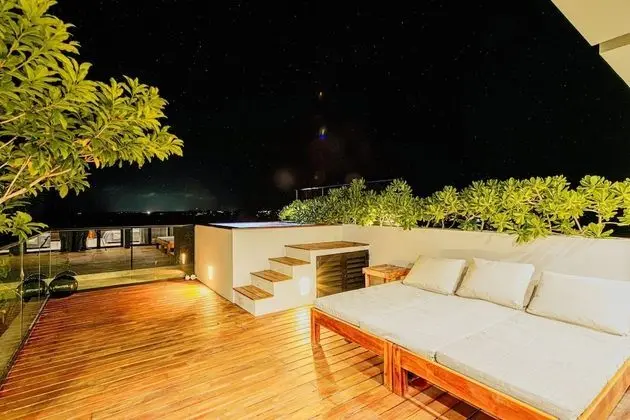 Panoramic Apart Daire, 1 En Büyük (King) Boy Yatak ve Çekyat, Teras, Denize Sıfır