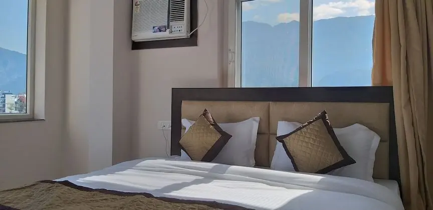 Luxury Tek Büyük Yataklı Oda