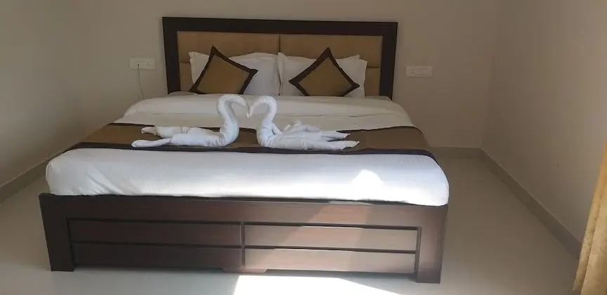 Luxury Tek Büyük Yataklı Oda