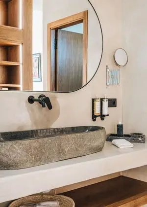 Premium Waterfront Suite