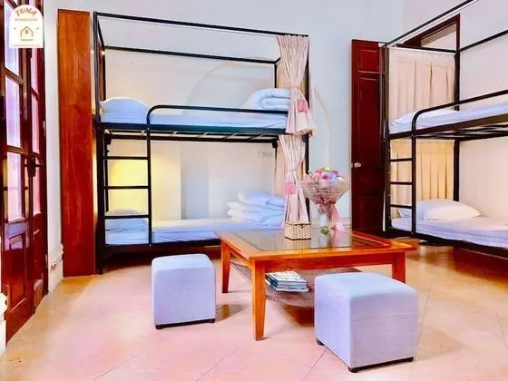 Ortak Ranzalı Oda, Sadece kadınlar için (Bed in 8-bed)