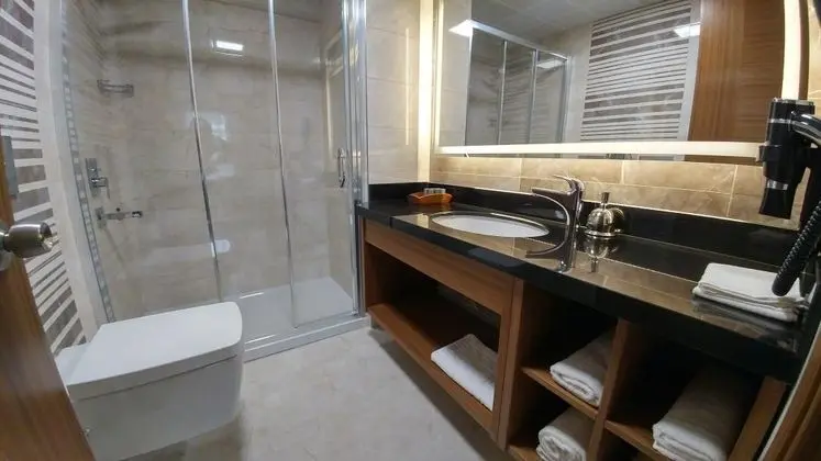Aile Odası, Şehir Manzaralı