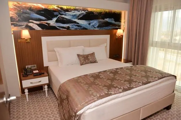 Apartment, Şehir Manzaralı