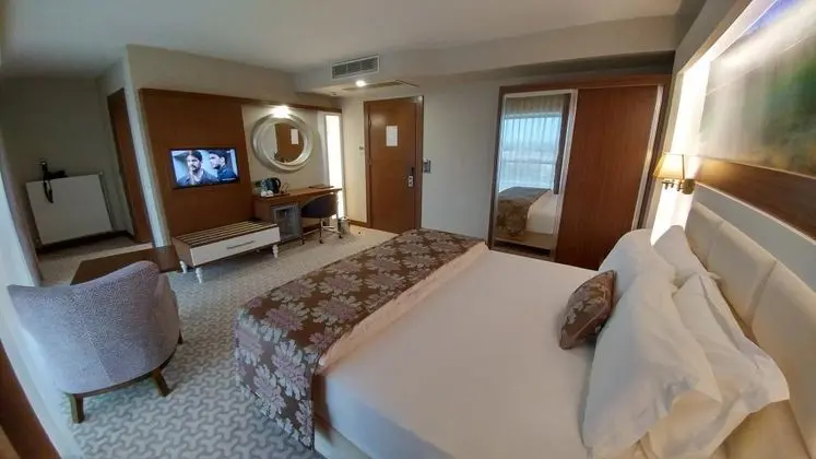 Çift Kişilik, Şehir Manzaralı