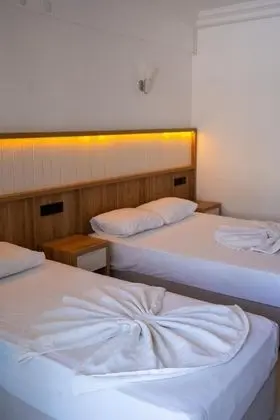 Standart Oda, Kara Manzaralı