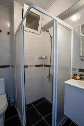 Standart Oda, Kara Manzaralı