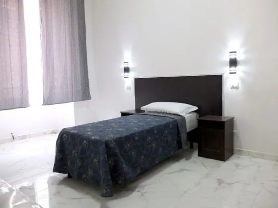 Standard Tek Büyük Yataklı Oda