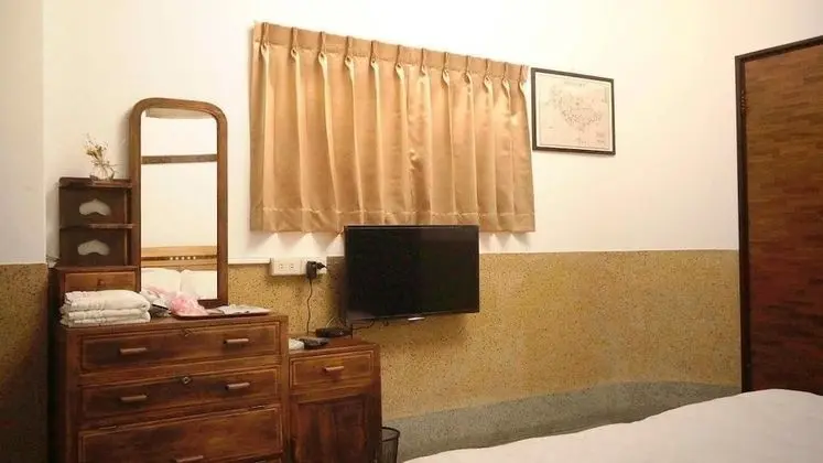 Tek Büyük Yataklı Oda, Ortak Banyo
