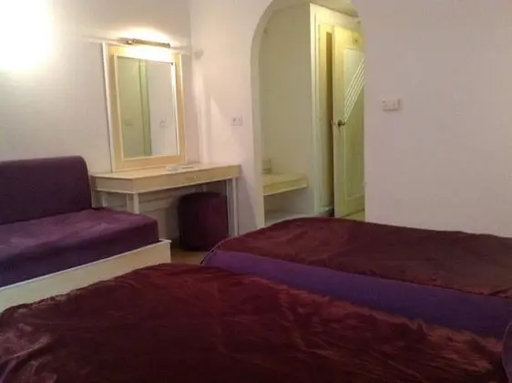 Economy Üç Kişilik Oda, Şehir Manzaralı