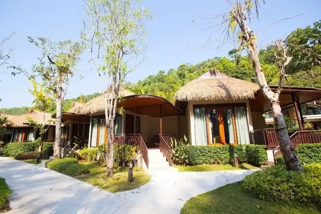 Deluxe Garden Cottage