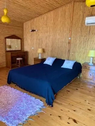 Villa, Deniz ve Dağ Manzaralı, Balkonlu