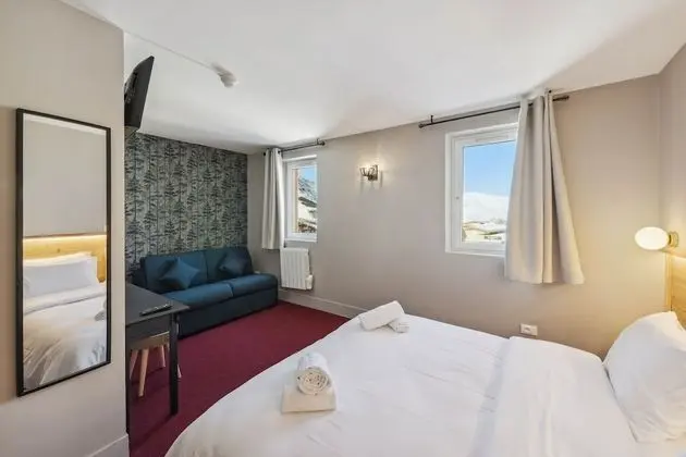 Junior Oda, Dağ Manzaralı