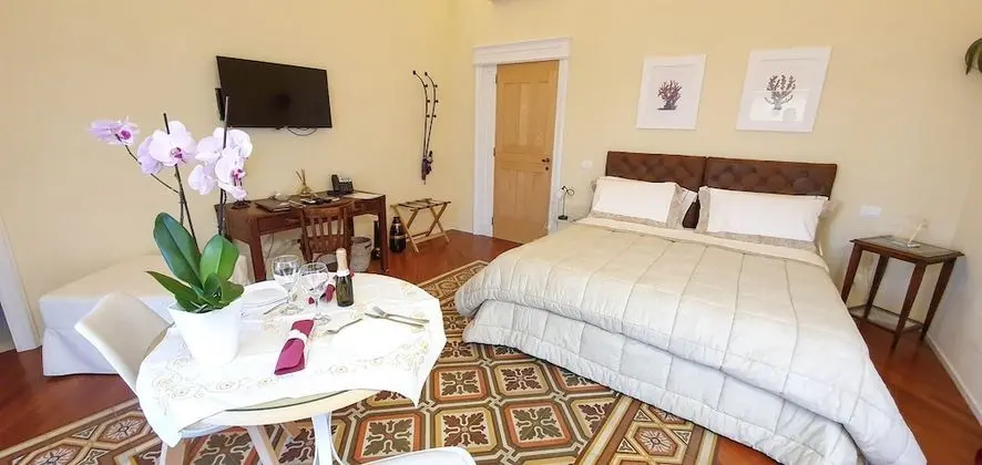 Deluxe Tek Büyük veya İki Ayrı Yataklı Oda, Balkon