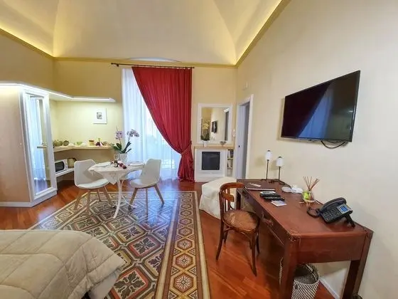 Deluxe Tek Büyük veya İki Ayrı Yataklı Oda, Balkon