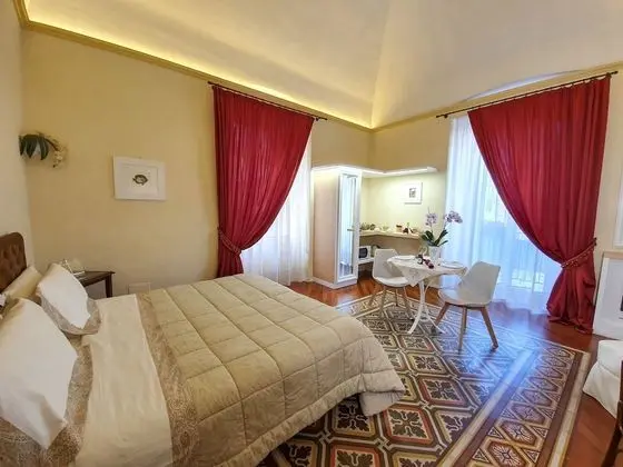 Deluxe Tek Büyük veya İki Ayrı Yataklı Oda, Balkon