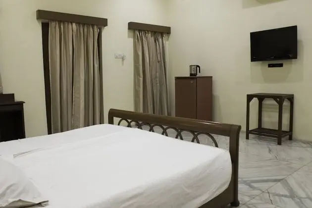 Club Kır Evi, 1 Büyük (Queen) Boy Yatak, Sigara İçilmez