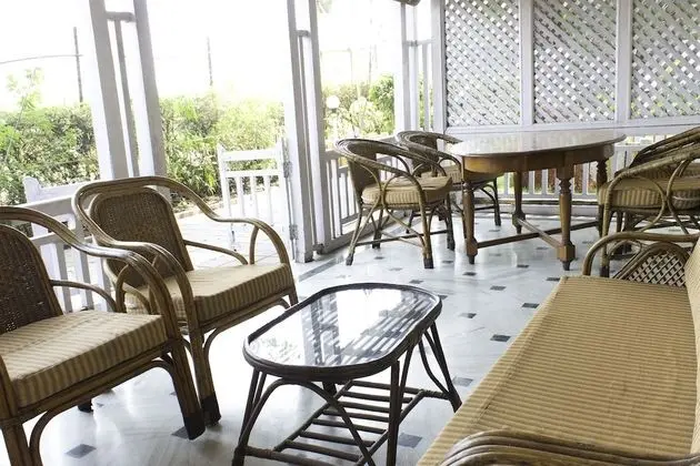 Club Kır Evi, 1 Büyük (Queen) Boy Yatak, Sigara İçilmez
