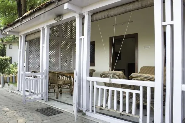 Club Kır Evi, 1 Büyük (Queen) Boy Yatak, Sigara İçilmez