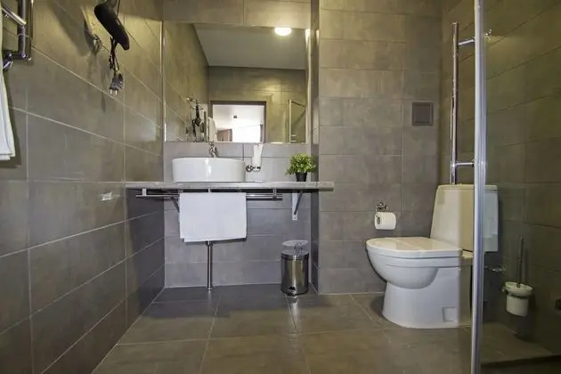 Comfort Tek Büyük Yataklı Oda
