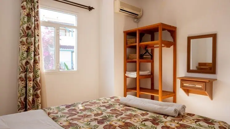 Verandalı Giriş Apart 1+1