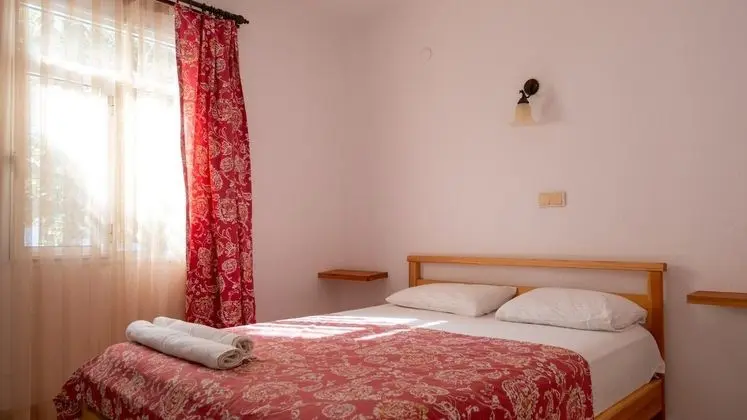 Verandalı Giriş Apart 1+1