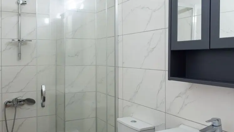 Verandalı Giriş Apart 1+1