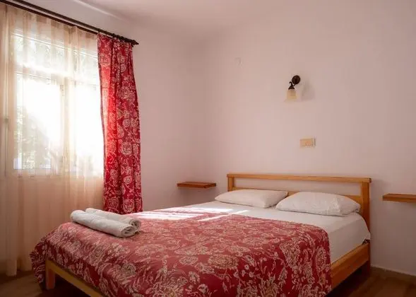 Verandalı Giriş Apart 1+1