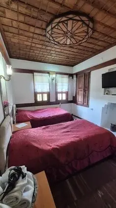 Standard Tek Büyük veya İki Ayrı Yataklı Oda