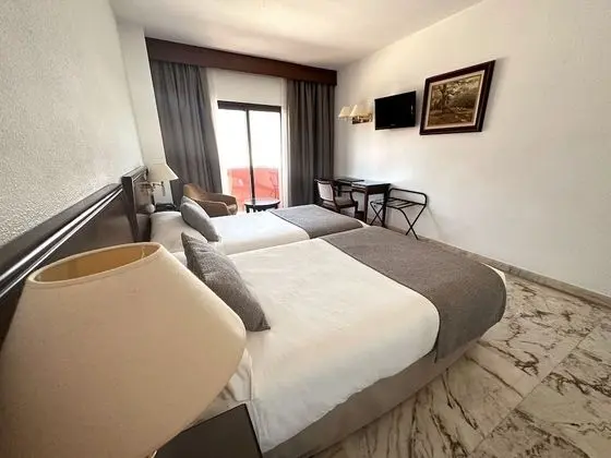 İki Ayrı Yataklı Oda