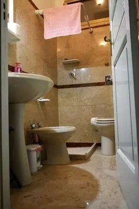Economy Stüdyo, Bahçeli
