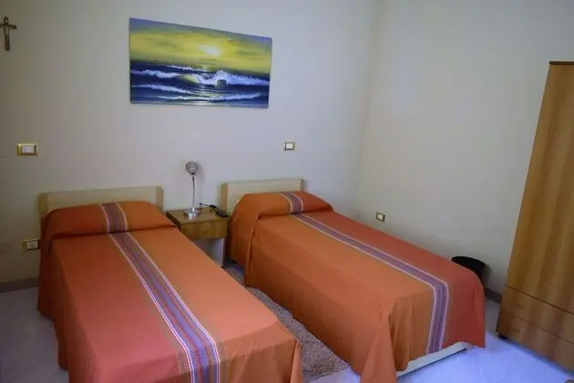 Economy Tek Büyük Yataklı Oda (External bathroom)