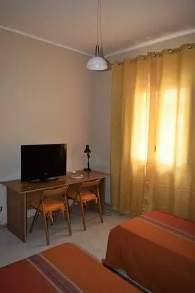 Economy Tek Büyük Yataklı Oda (External bathroom)
