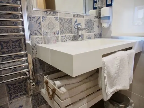 İki Ayrı Yataklı Oda, Özel Banyo