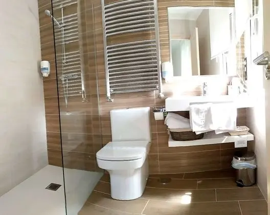 İki Ayrı Yataklı Oda, Özel Banyo