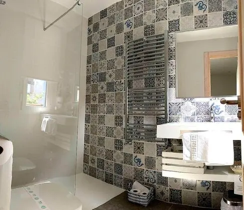 İki Ayrı Yataklı Oda, Özel Banyo