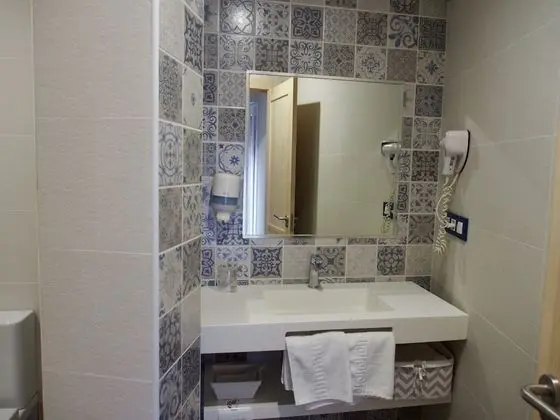 Tek Büyük Yataklı Oda, Özel Banyo