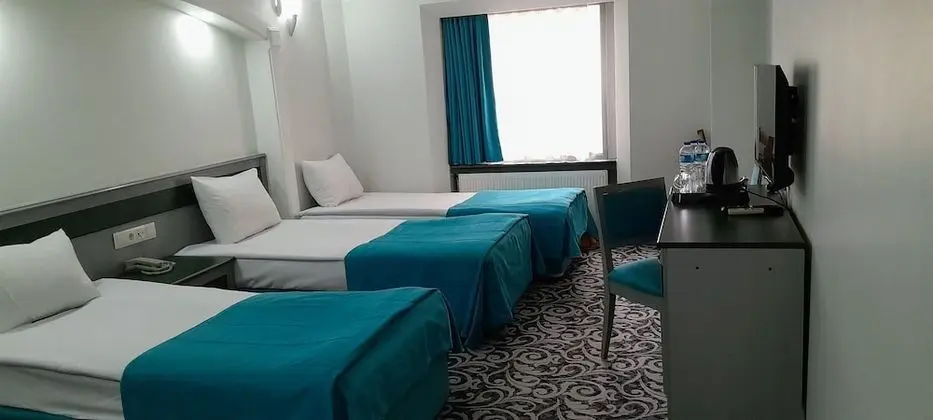 Standard Üç Kişilik Oda