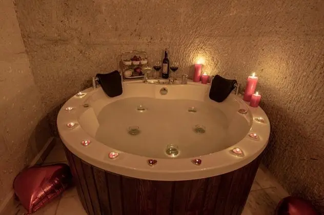 Jakuzili Deluxe Oda, Manzarasız
