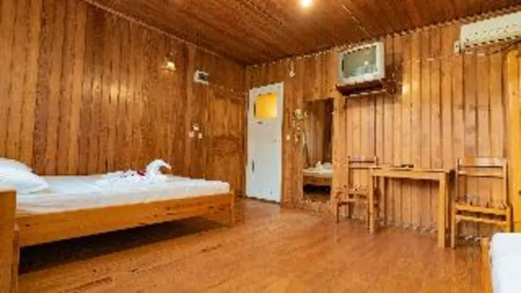 BUNGALOW