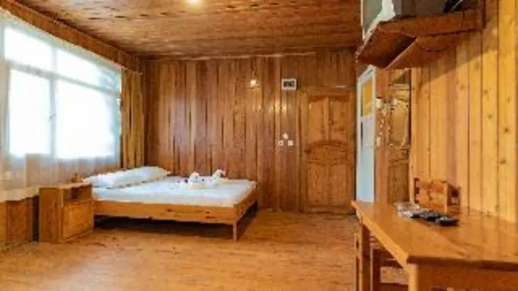 BUNGALOW
