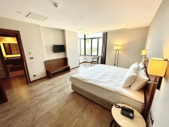 Suite, Nehir Manzaralı