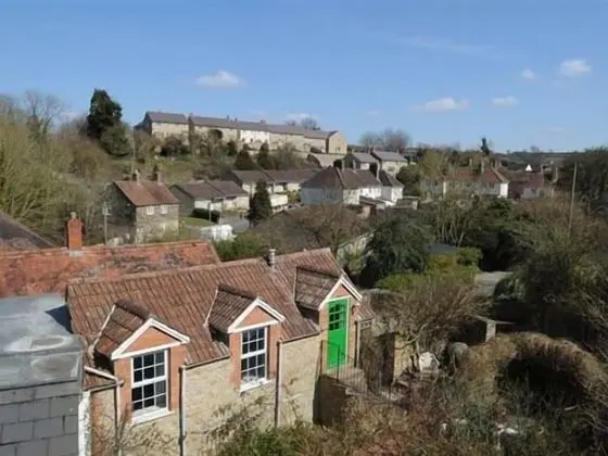 İki Ayrı Yataklı Oda, Özel Banyo (with Bath and Shower)