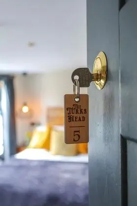 Comfort Tek Büyük Yataklı Oda
