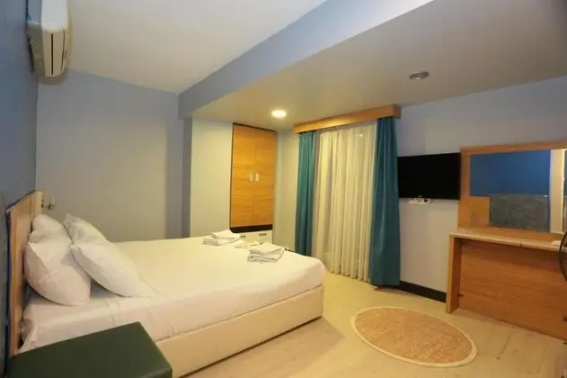 Comfort Oda, Kara Manzaralı