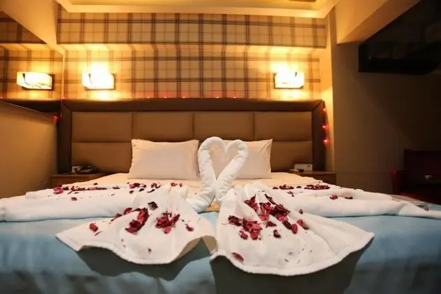 Romantik Oda, Şehir Manzaralı, Cam Tavanlı